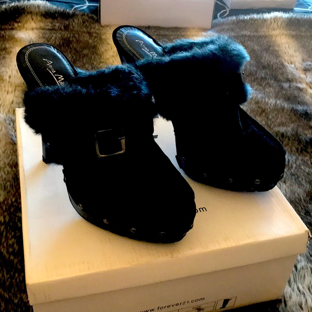 Women heels